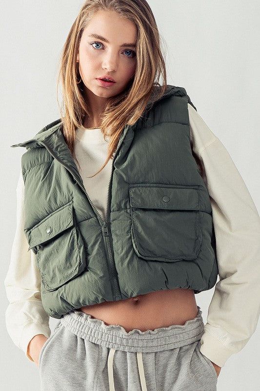 Cropped Puffer Vest in Evergreen