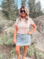 Tanner Tee in Stone