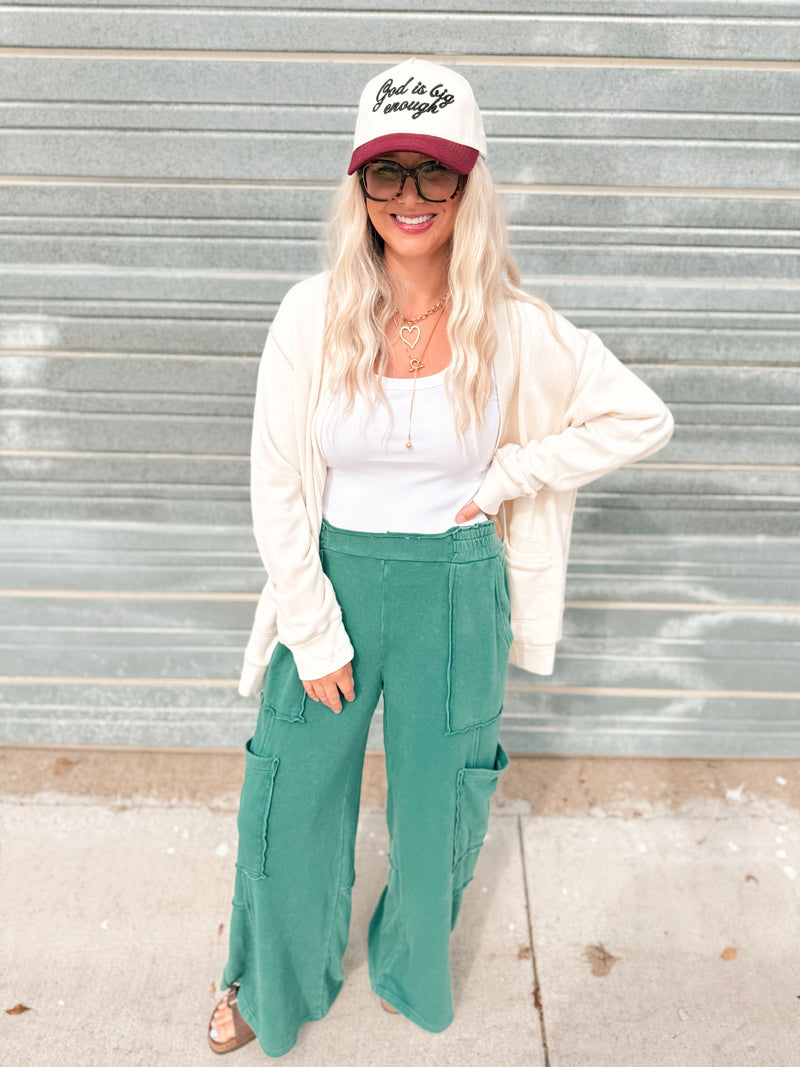Kaycee Sweatpants in Dark Green