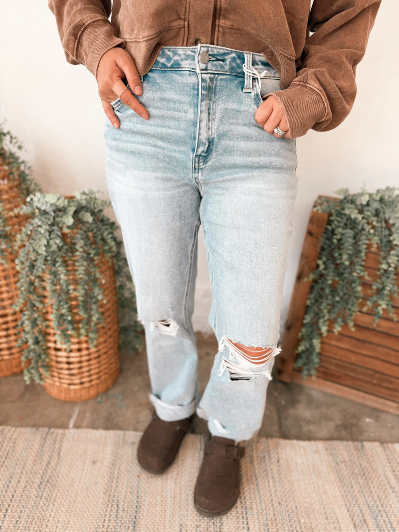 Vervet Victoria High Rise Cropped Straight