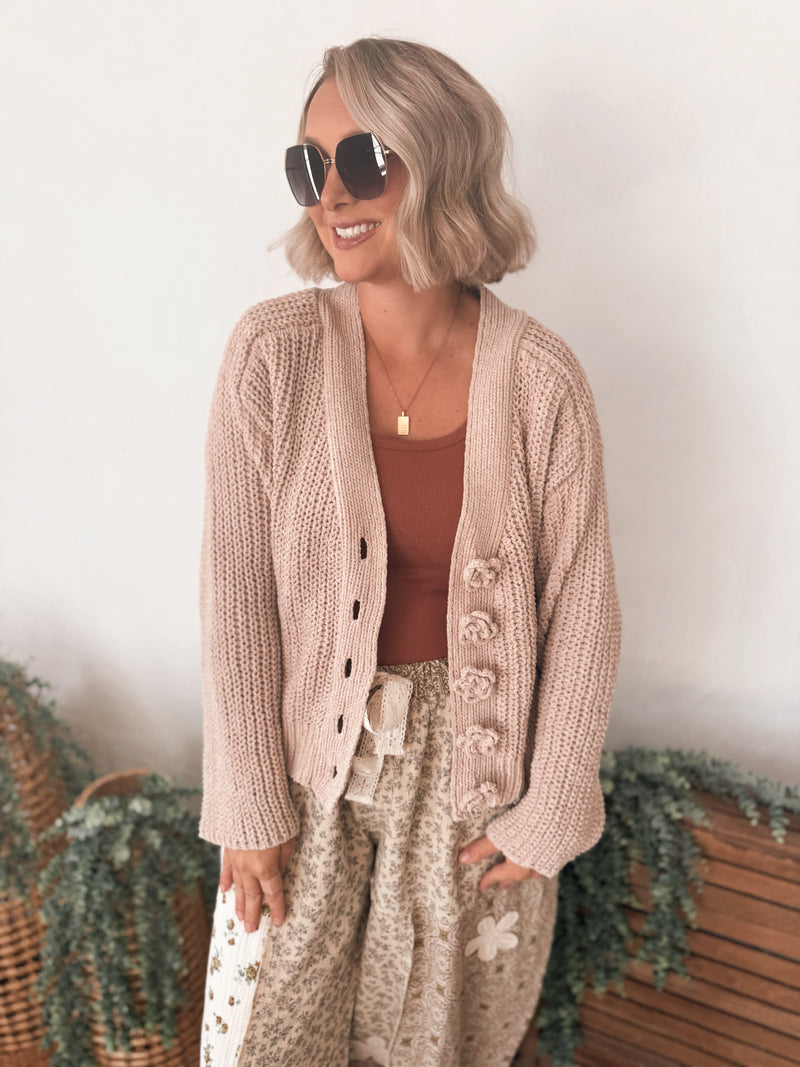 Dahlia Sweater in Latte