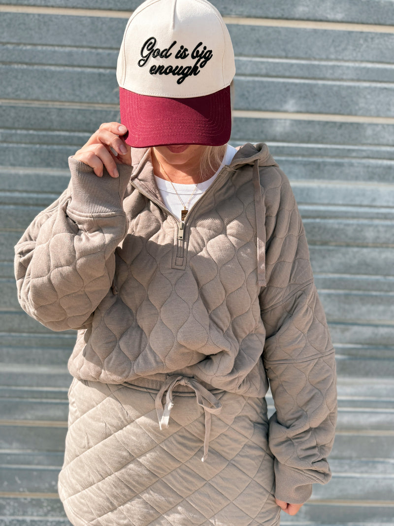 Breck Quilted Quarterzip in Dark Taupe