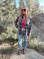 Cassian Shirt in Black Red Plaid