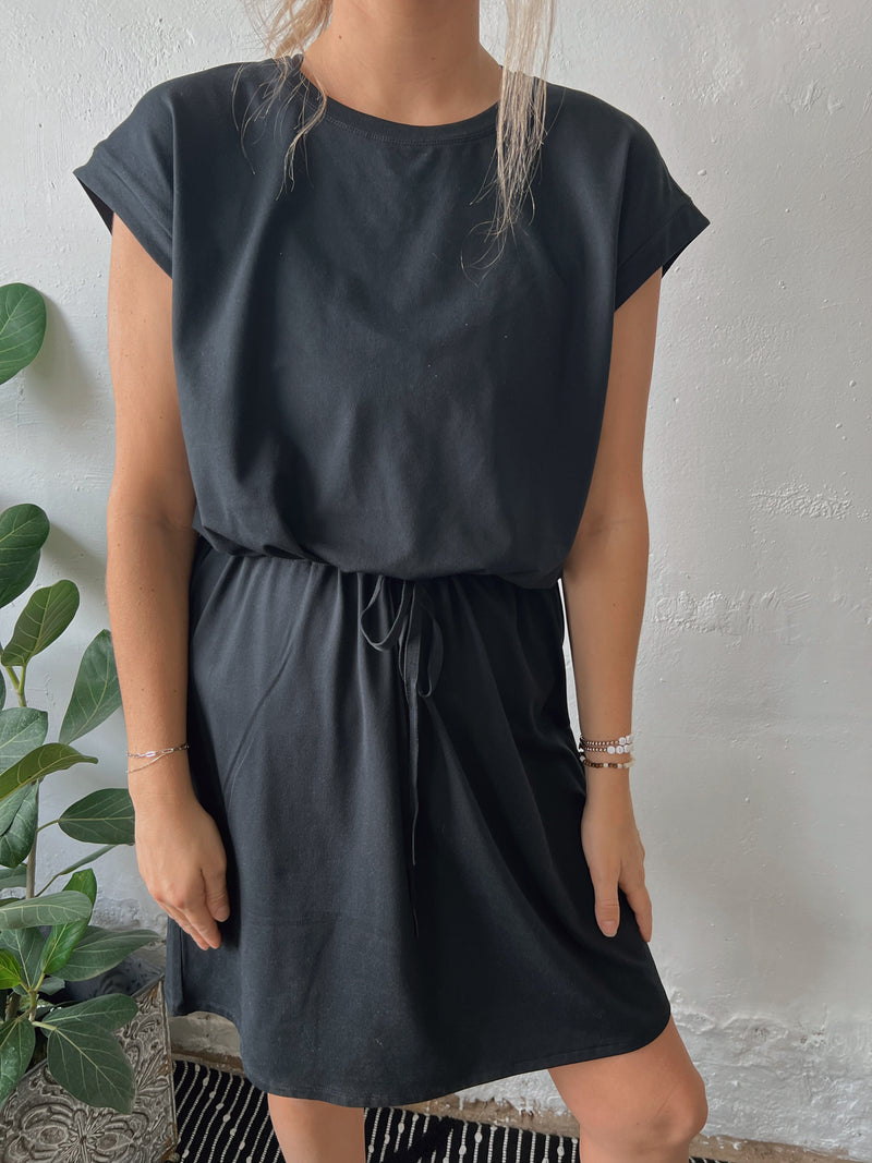 Larnie Dress in Black