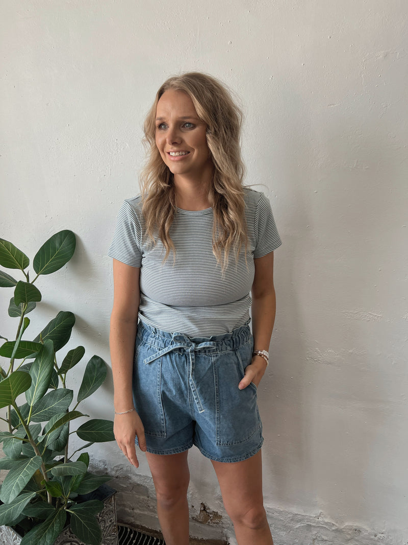 Lexi Tee in Washed Aqua