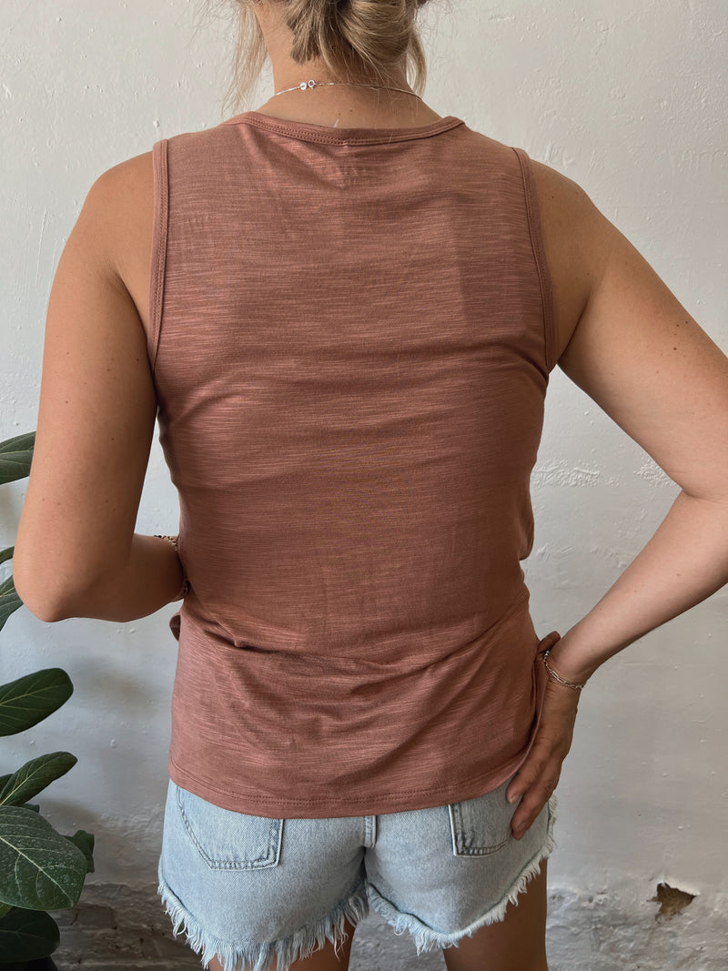 Lynn Tank in Clay
