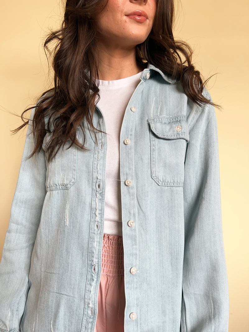 Collie Shacket in Light Denim