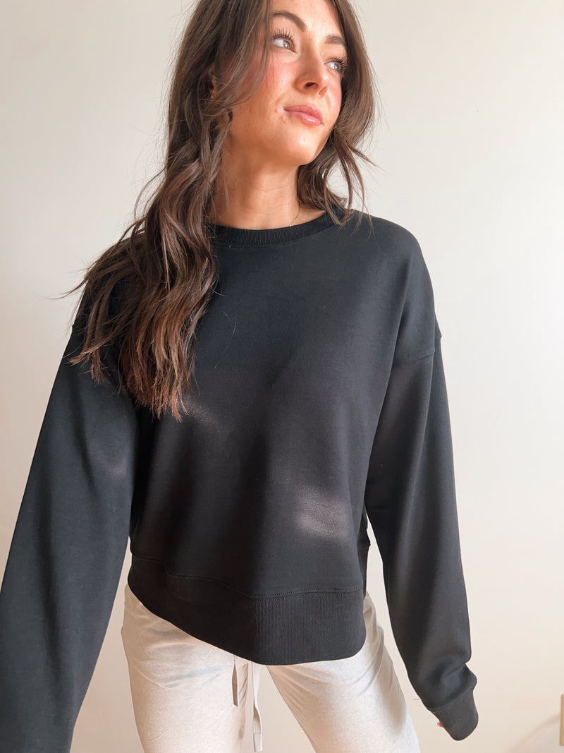Martina Pullover in Black