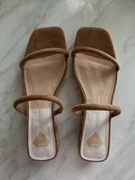 Alina Sandal