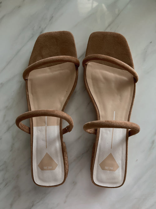 Alina Sandal