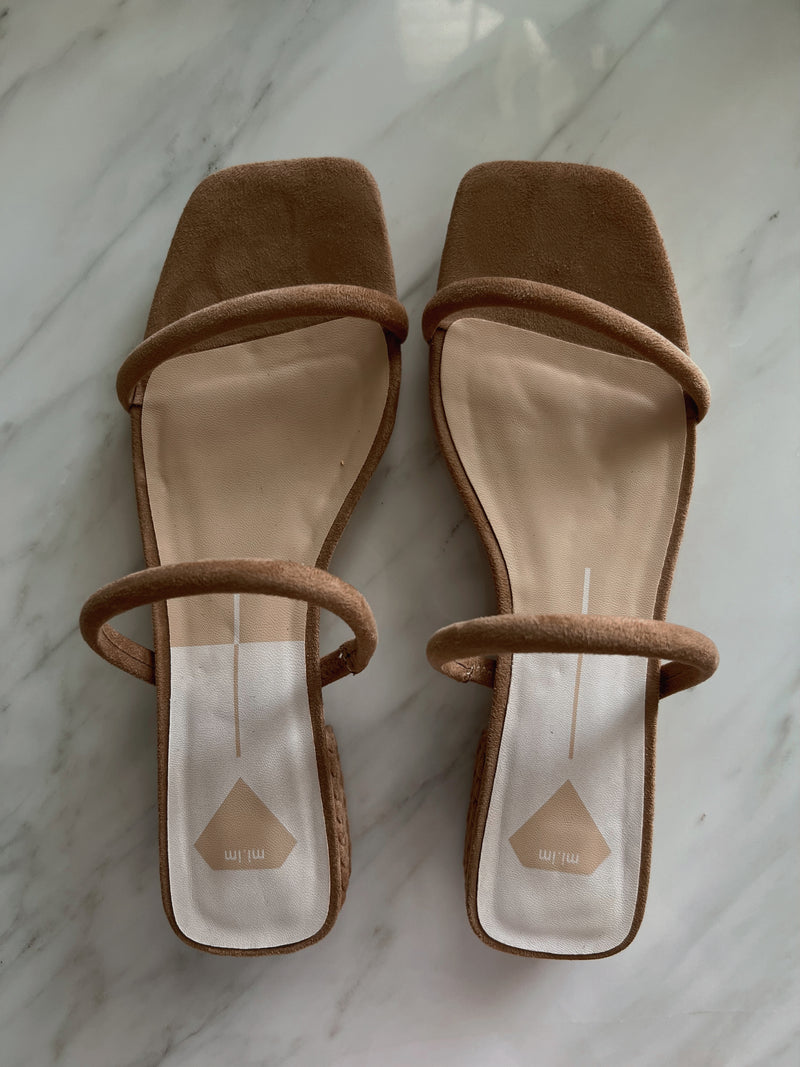 Alina Sandal